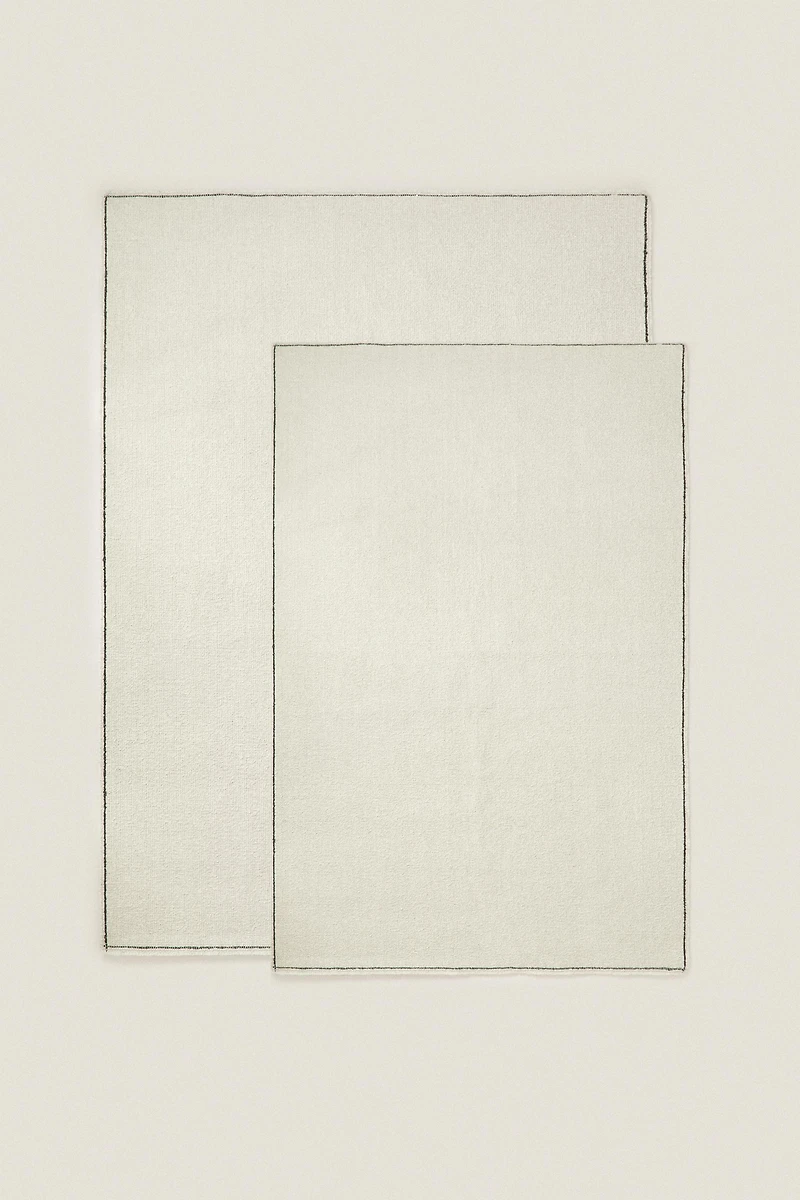 RECTANGULAR BOUCLÉ WOOL AREA RUG