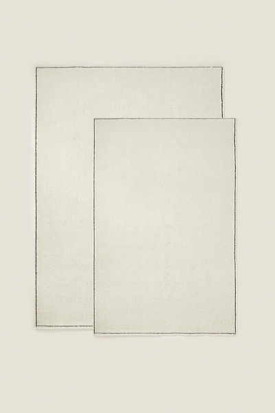 RECTANGULAR BOUCLÉ WOOL AREA RUG