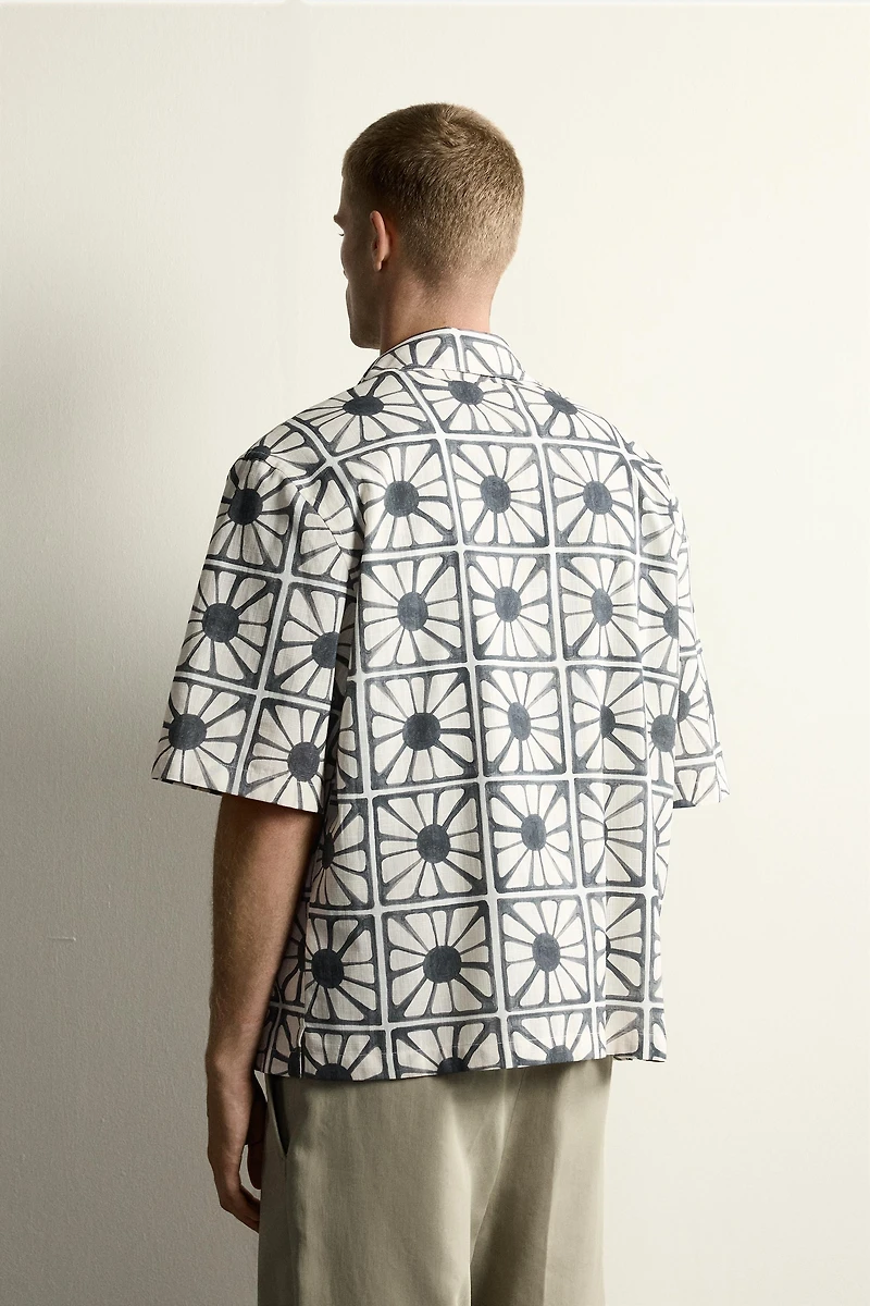 MOSAIC PRINT RELAXED FIT SHIRT