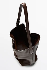 Sac seau en cuir nappa
