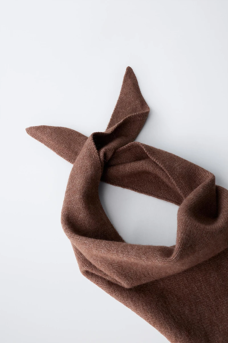 KNIT SCARF