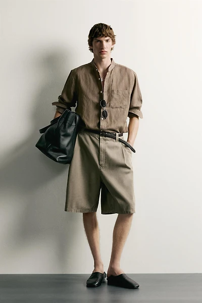 Wide-Leg Pleated Bermuda Shorts