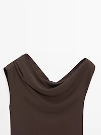 Sleeveless asymmetric top