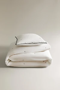 SATEEN LINEN QUILT WITH DOTS