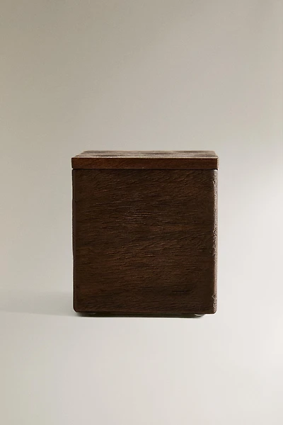 SMALL WOODEN BOX WITH LID