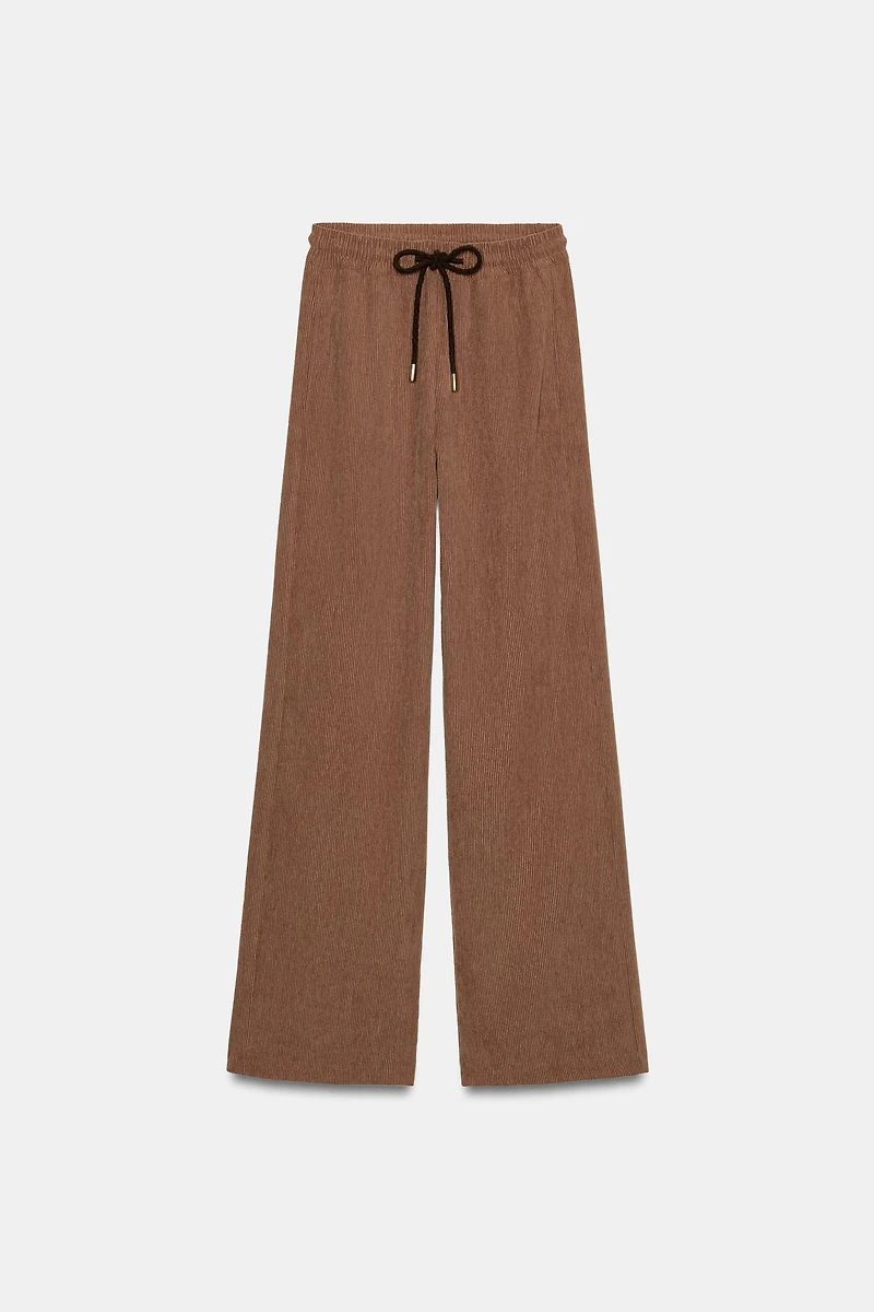 STRAIGHT LEG ELASTIC WAIST PANTS