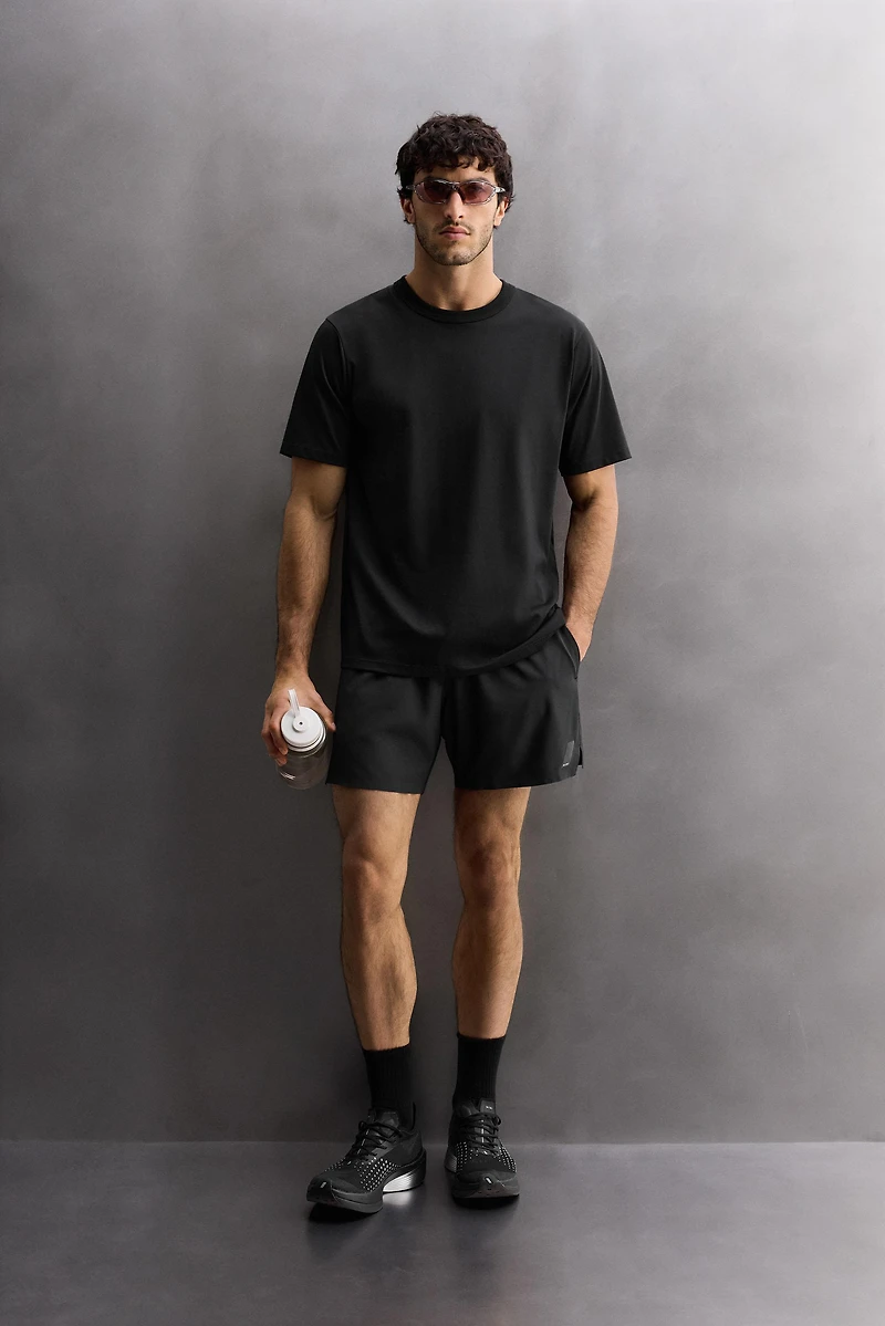 BASIC TRAINING SHORTS