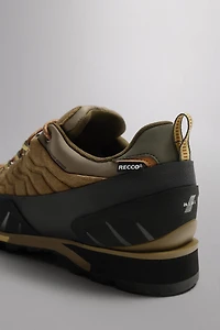 RECCO® WATERPROOF HIKING SNEAKERS