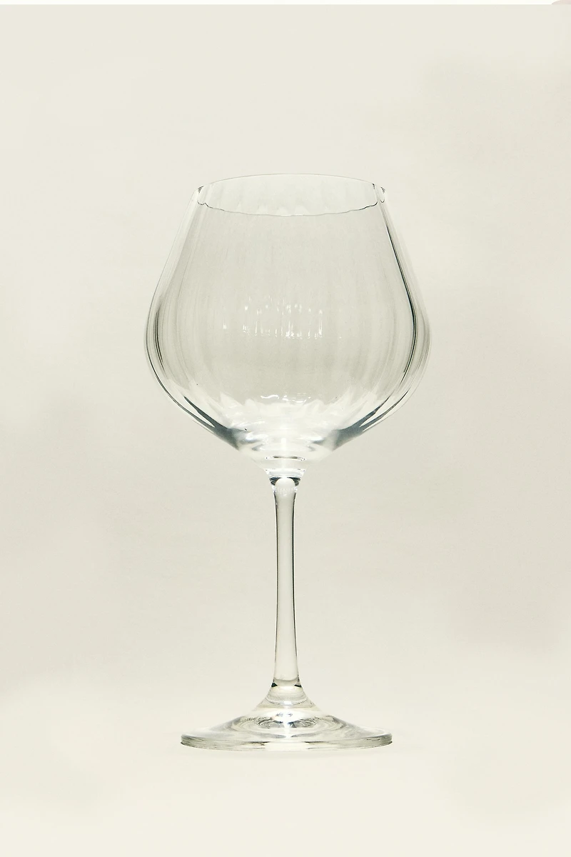 WAVY-EFFECT BOHEMIA CRYSTAL WINE GLASS