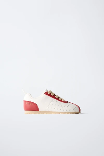 FASHION SNEAKERS