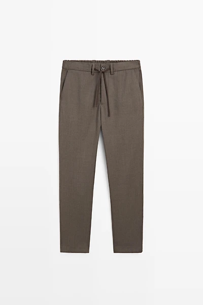 Pantalon en laine total look