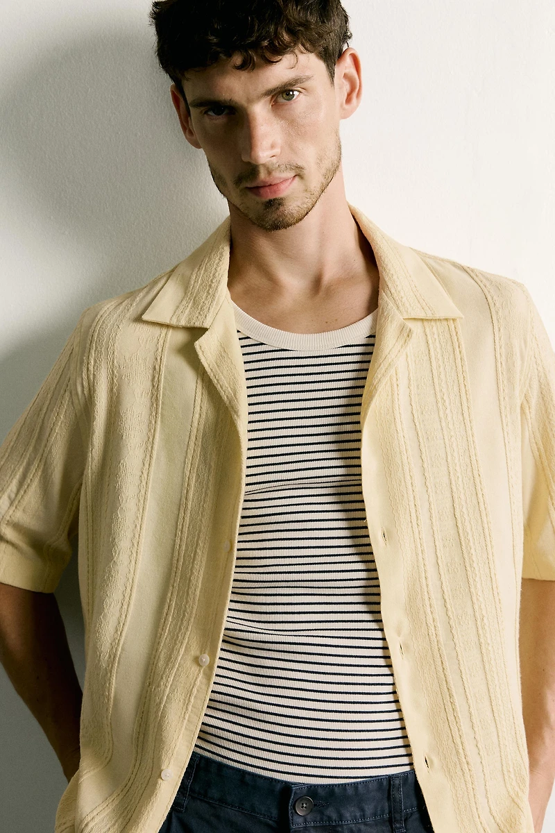 REGULAR FIT STRIPED JACQUARD SHIRT