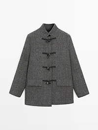Mid-length coat with horn toggle