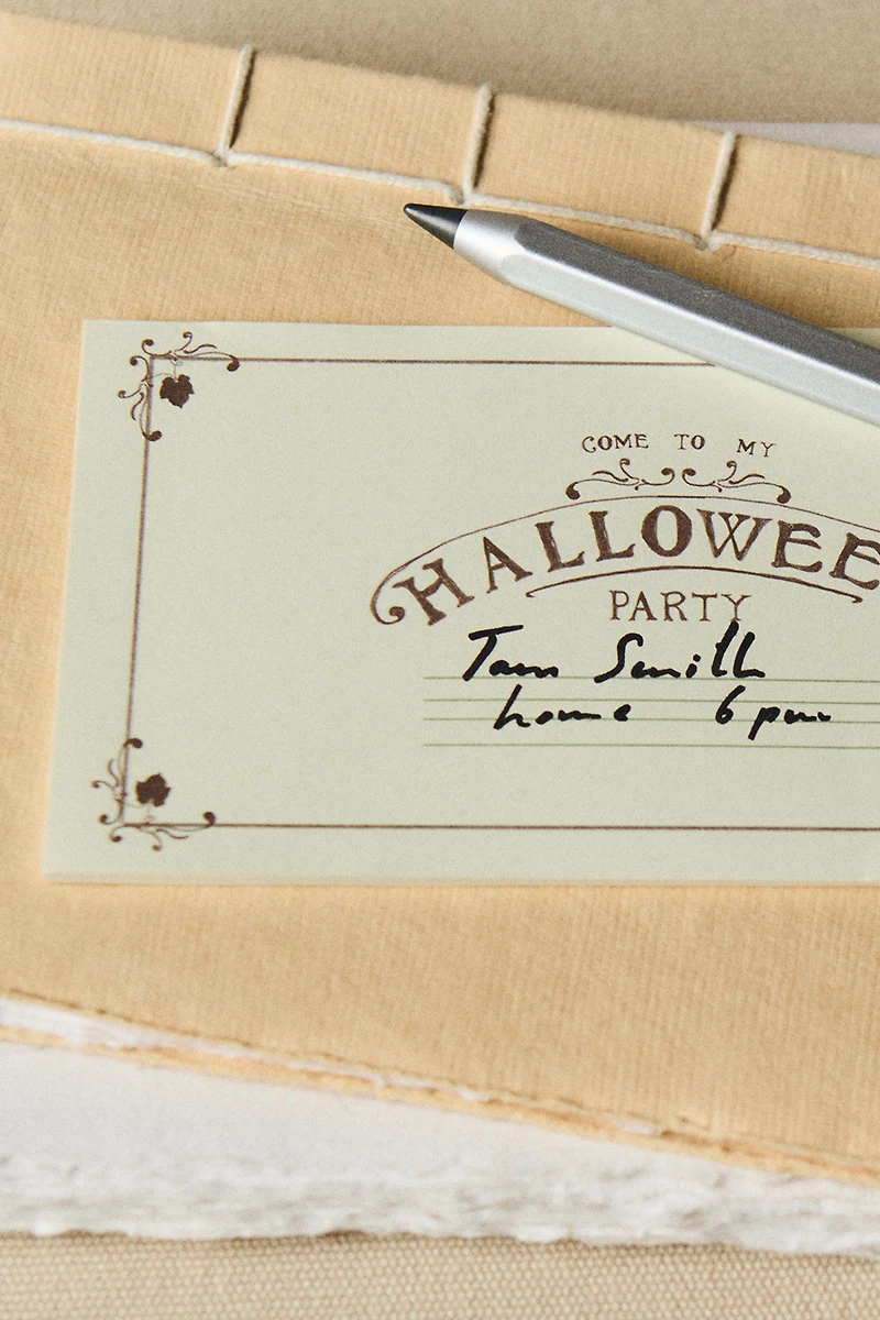 HALLOWEEN INVITATIONS