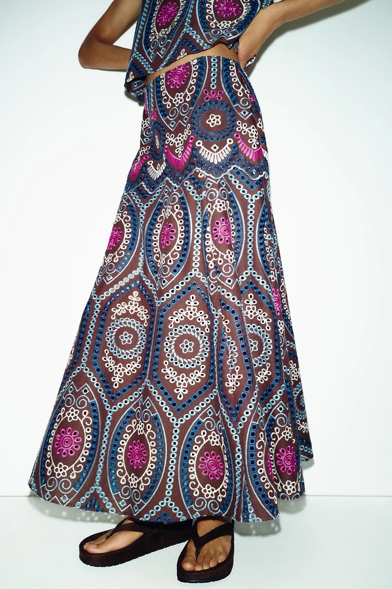 EMBROIDERED EYELET MIDI SKIRT