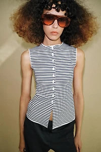 BUTTONED VEST TOP