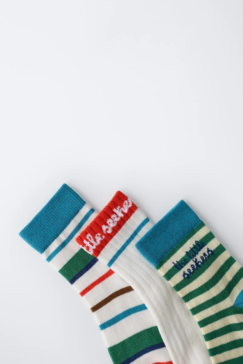 THREE-PACK OF LONG STRIPED SOCKS ISABELLE VANDEPLASSCHE ©