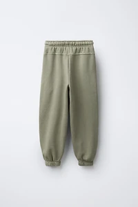 GARMENT DYE SWEATSHIRT AND JOGGER PANTS SET