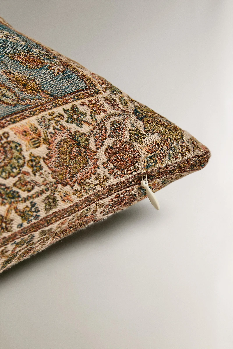 JACQUARD CUSHION COVER