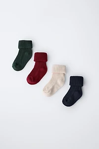 LOT DE QUATRE CHAUSSETTES COULEURS EN COFFRET