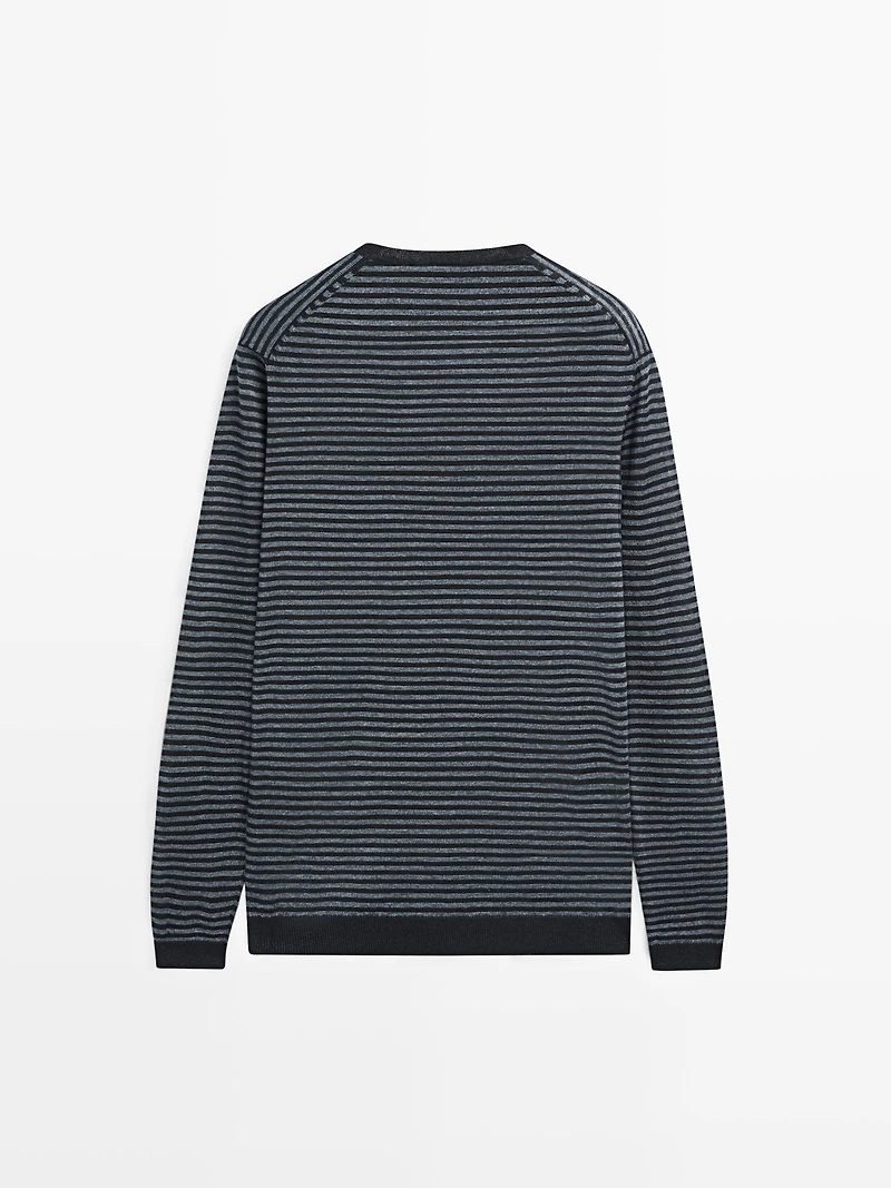 Linen sweater with striped detail