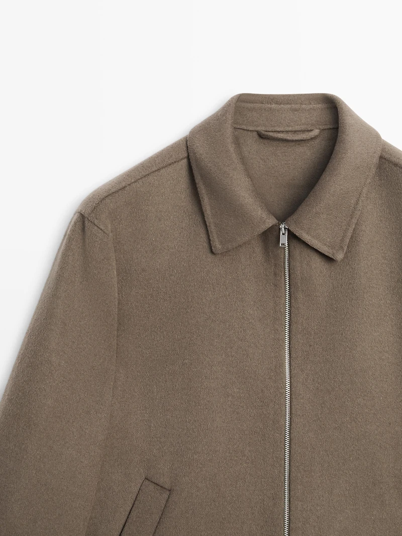 Wool blend jacket with pockets