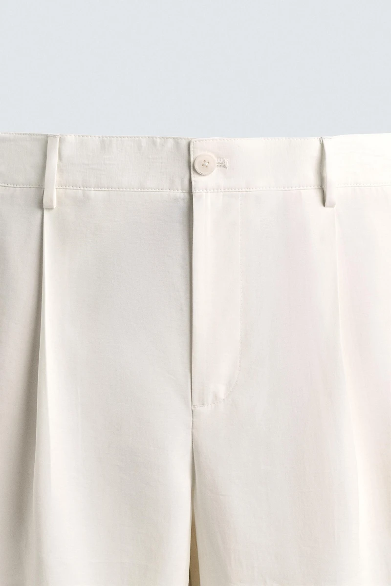 PANTALON FLUIDE À PLIS LATÉRAUX