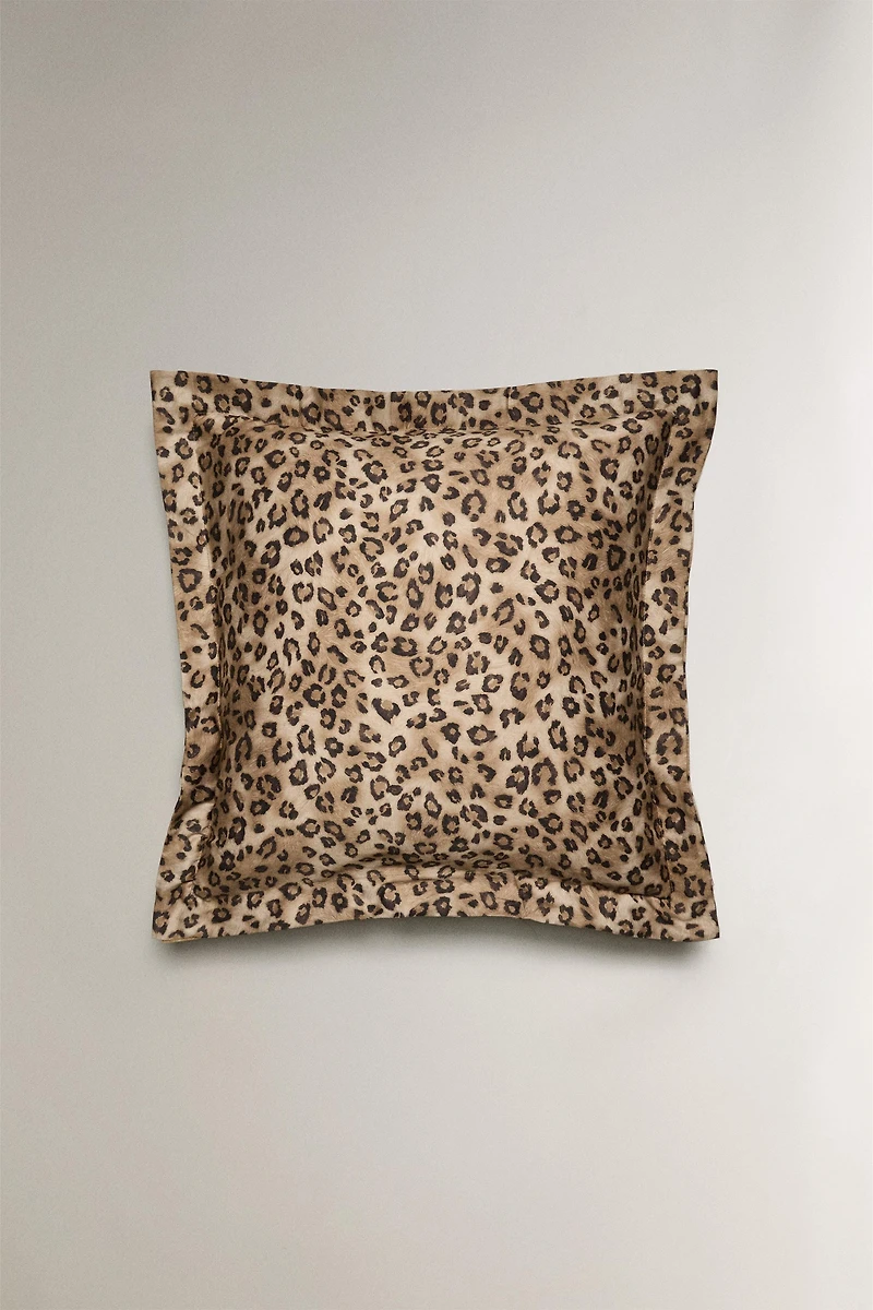 SATEEN PILLOWCASE WITH ANIMAL PRINT
