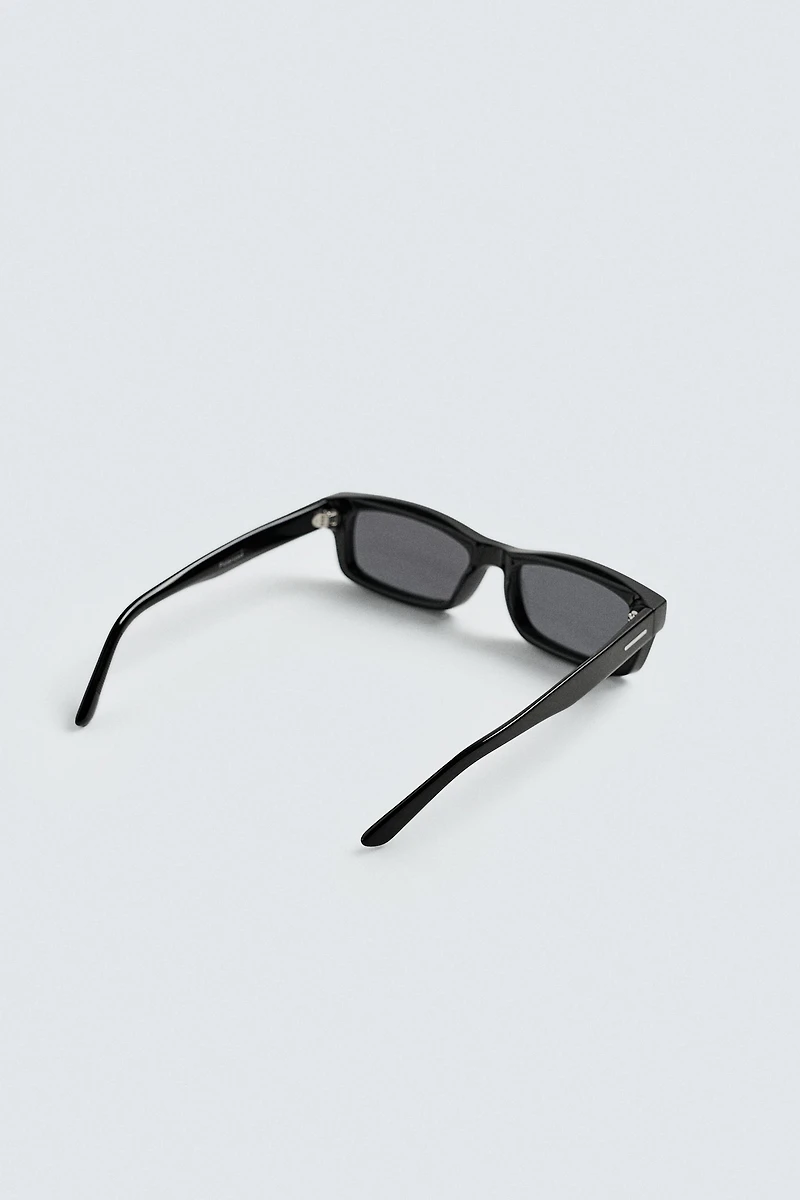 SQUARE SUNGLASSES