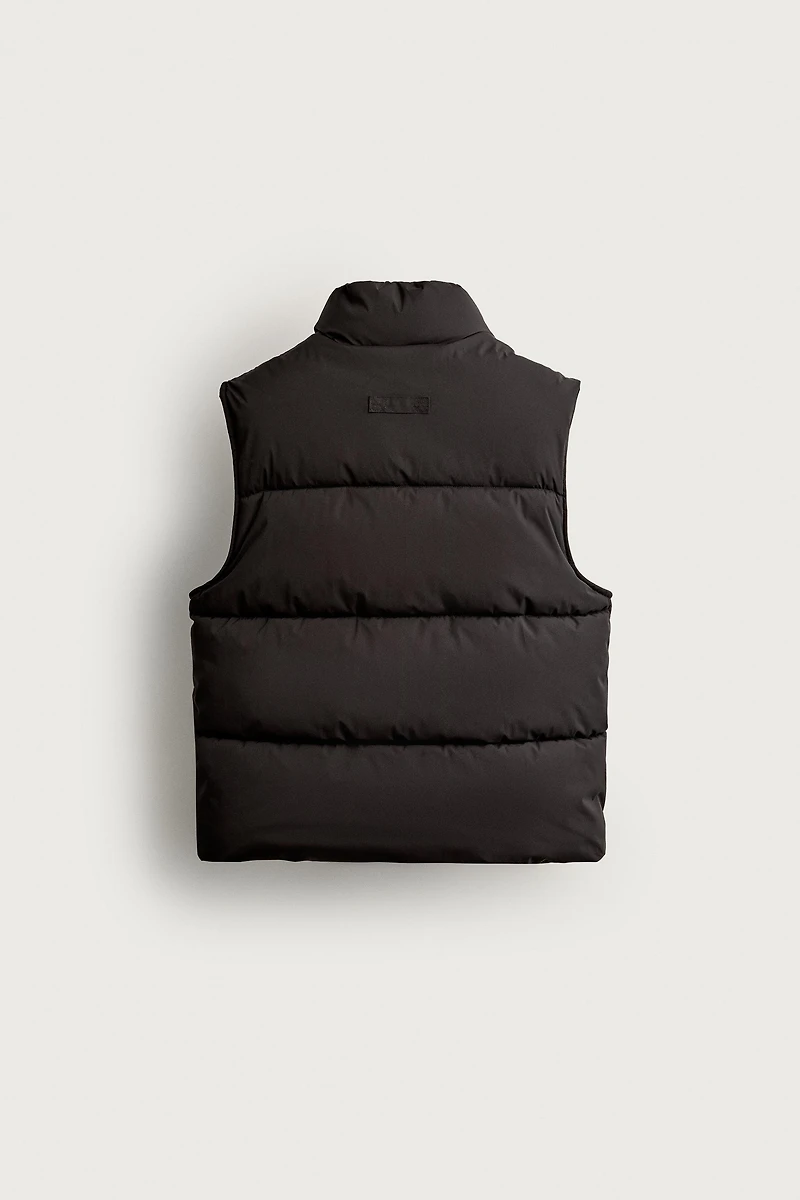 QUILTED TECHNICAL VEST