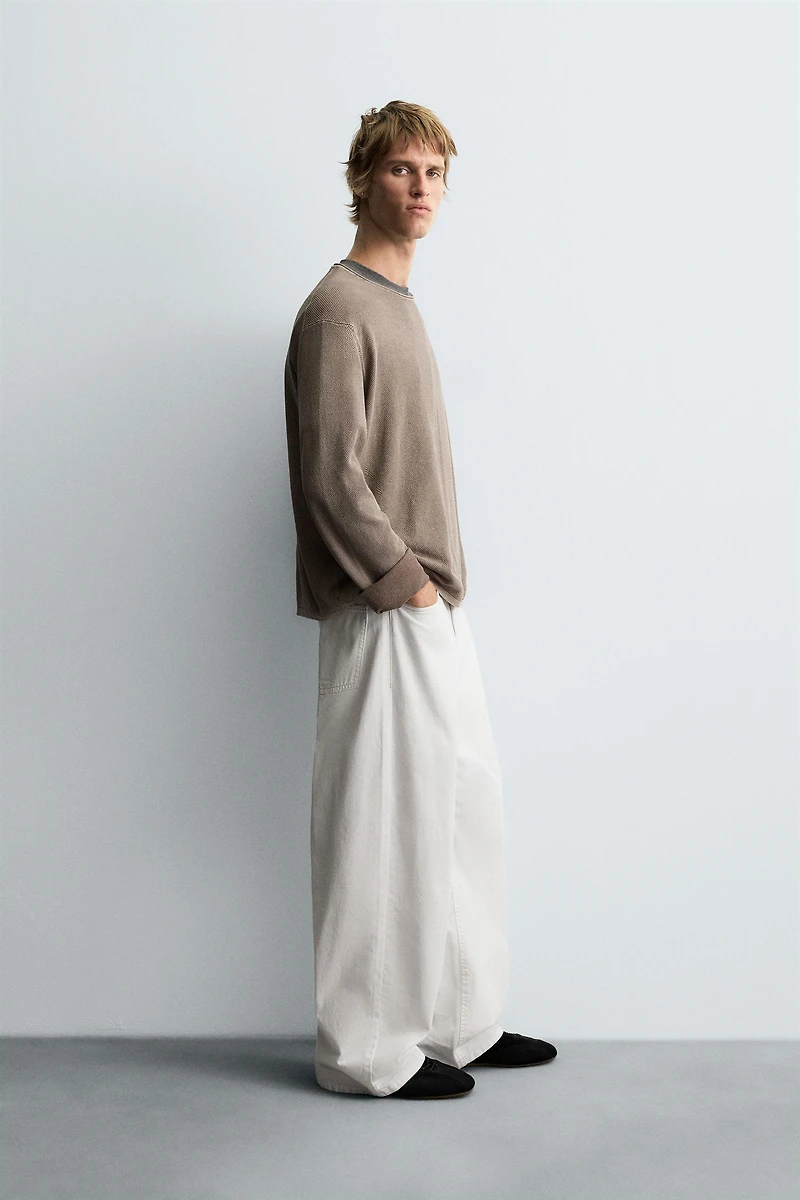 WASHED TEXTURED SWEATER