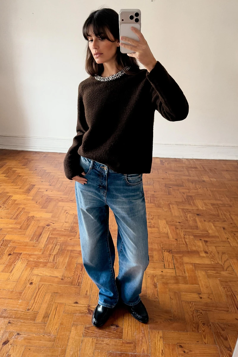 PULL EN MAILLE UNIE À COL FANTASIE BIJOUX