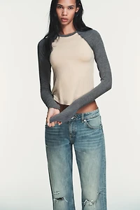 CONTRAST RAGLAN T-SHIRT