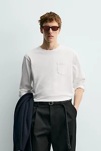 T-SHIRT MANCHES LONGUES AVEC POCHE AARON LEVINE X ZARA