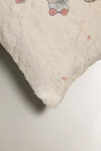 CHILDREN'S THROW PILLOW COVER WITH A SKATING DOG DESIGN