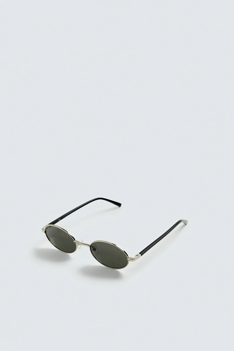 LUNETTES DE SOLEIL OVALES