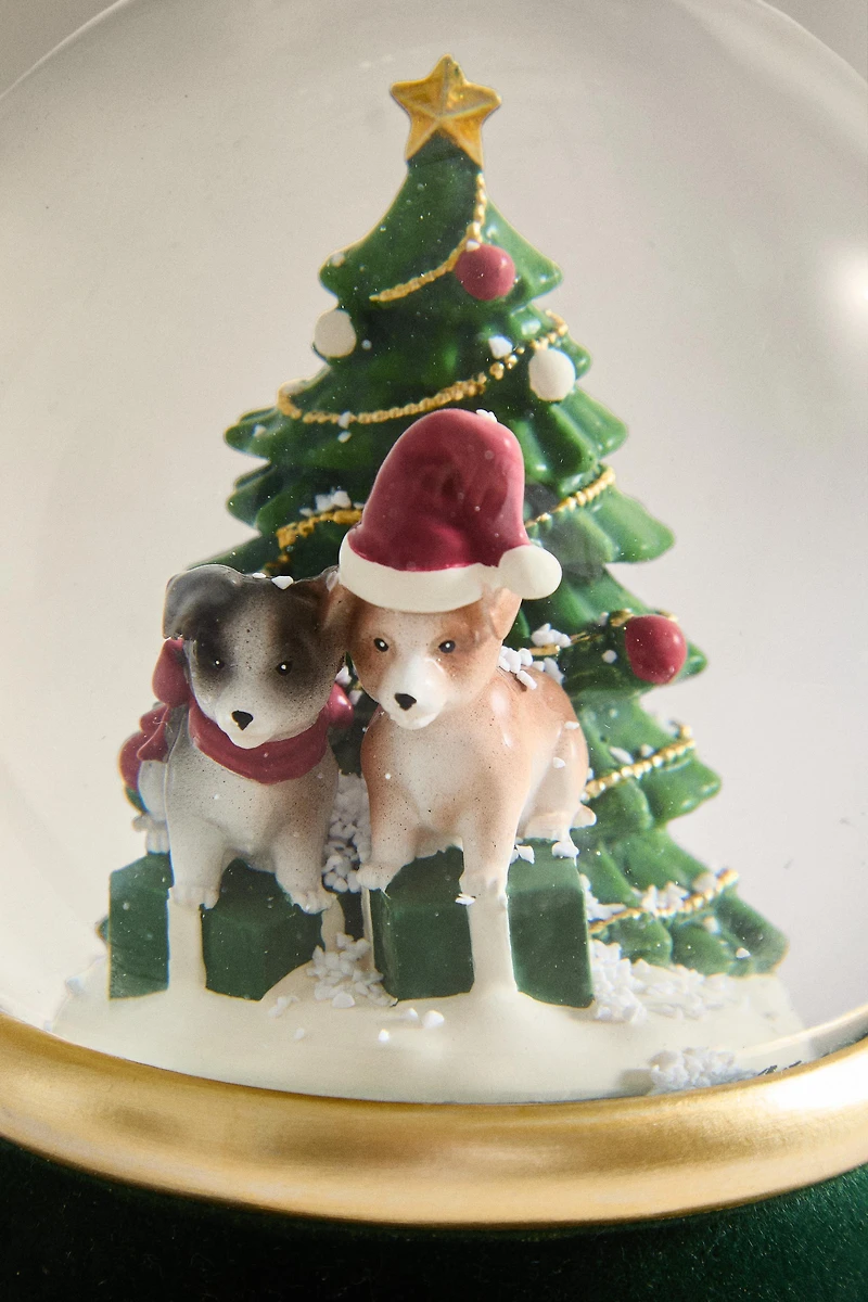 CHRISTMAS DOG SNOW GLOBE
