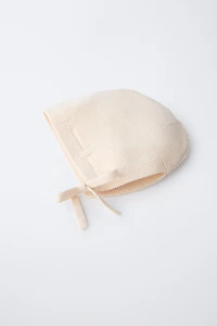 BONNET EN MAILLE