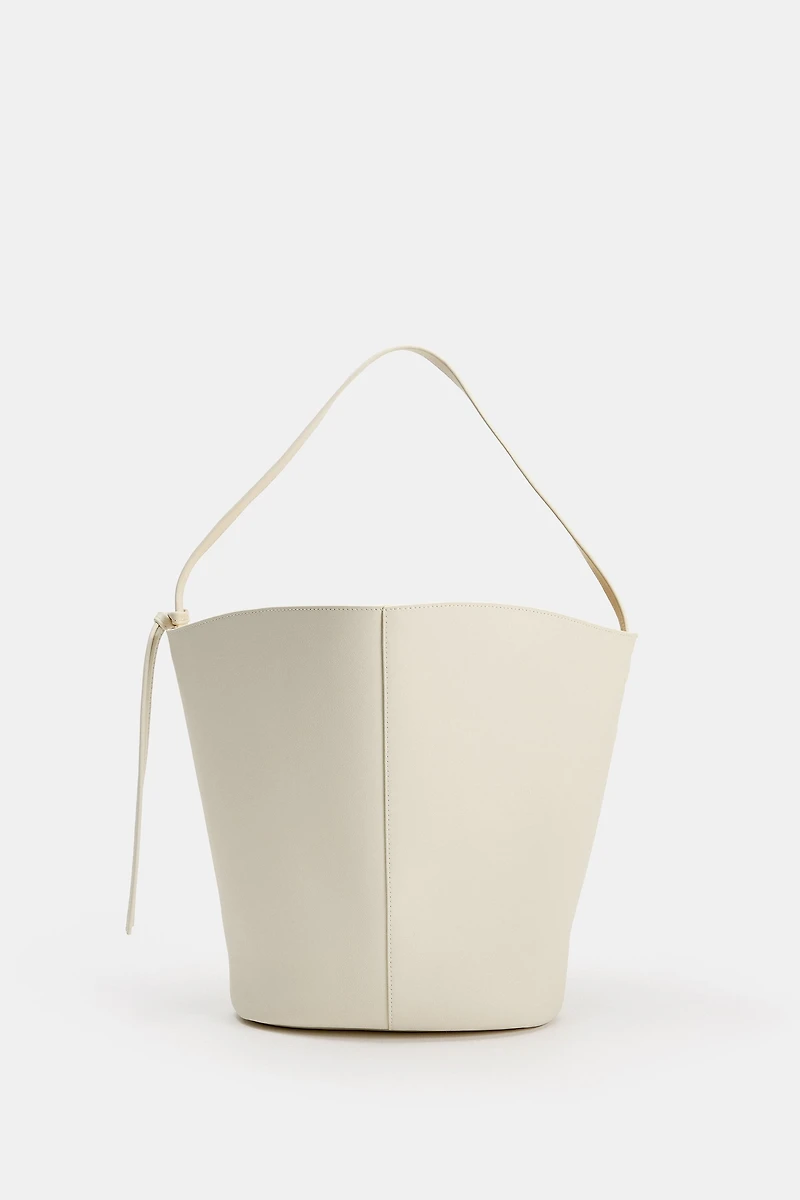 LEATHER SHOULDER BAG