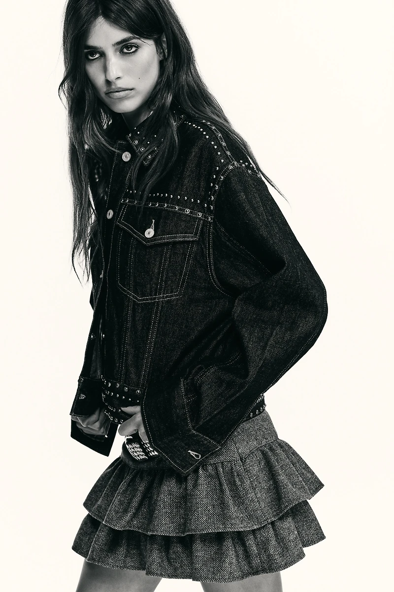 VESTE EFFET JEAN À CLOUS