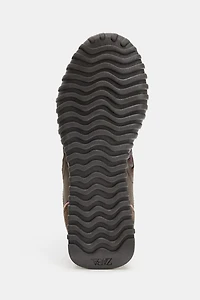 TECHNICAL RUNNING SNEAKERS