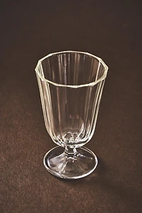 RAISED FACETED WINE GLASS