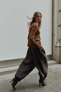 FINE KNIT ANIMAL PRINT JUMPER