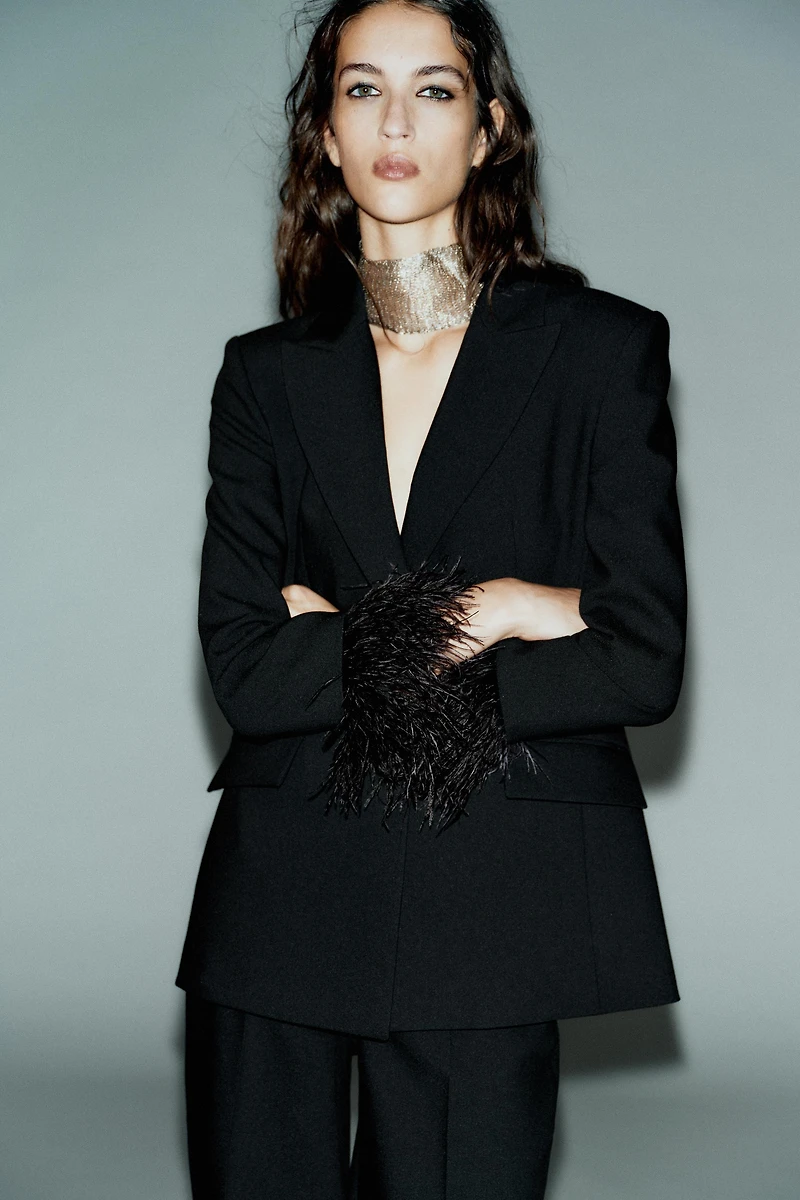 HIGH-WAISTED STRAIGHT LEG PANTS