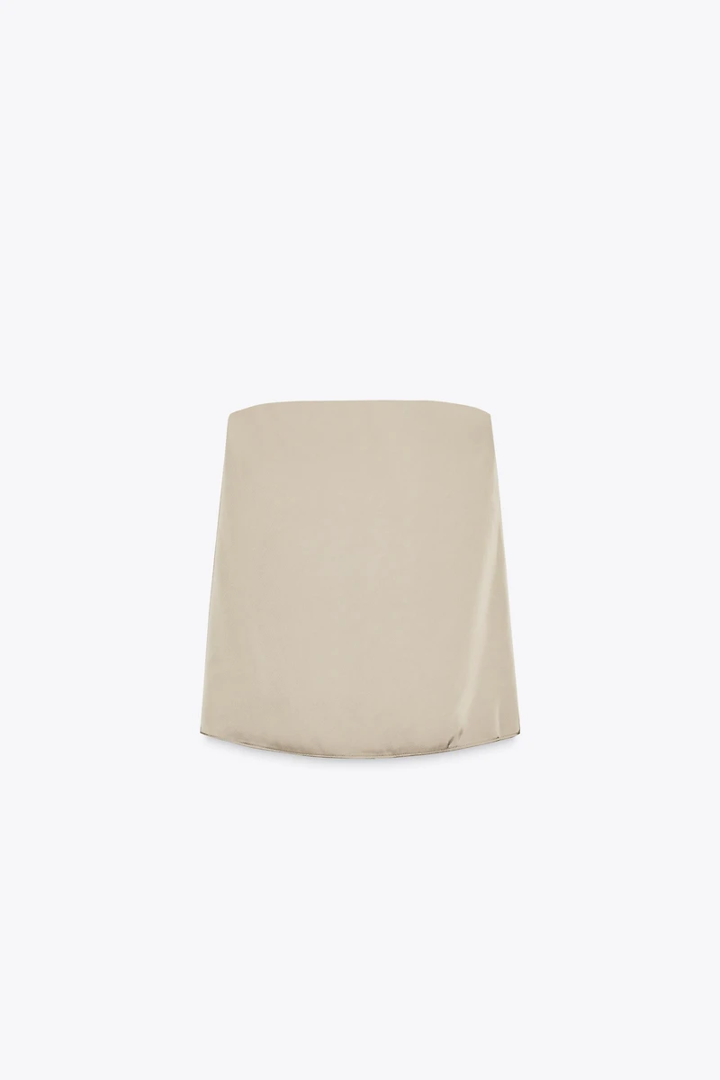 STRAPLESS SATIN EFFECT TOP