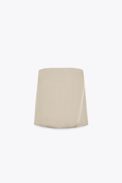 STRAPLESS SATIN EFFECT TOP