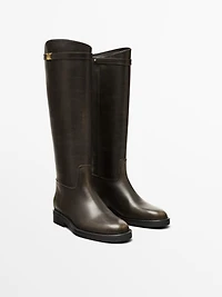 Leather riding boots