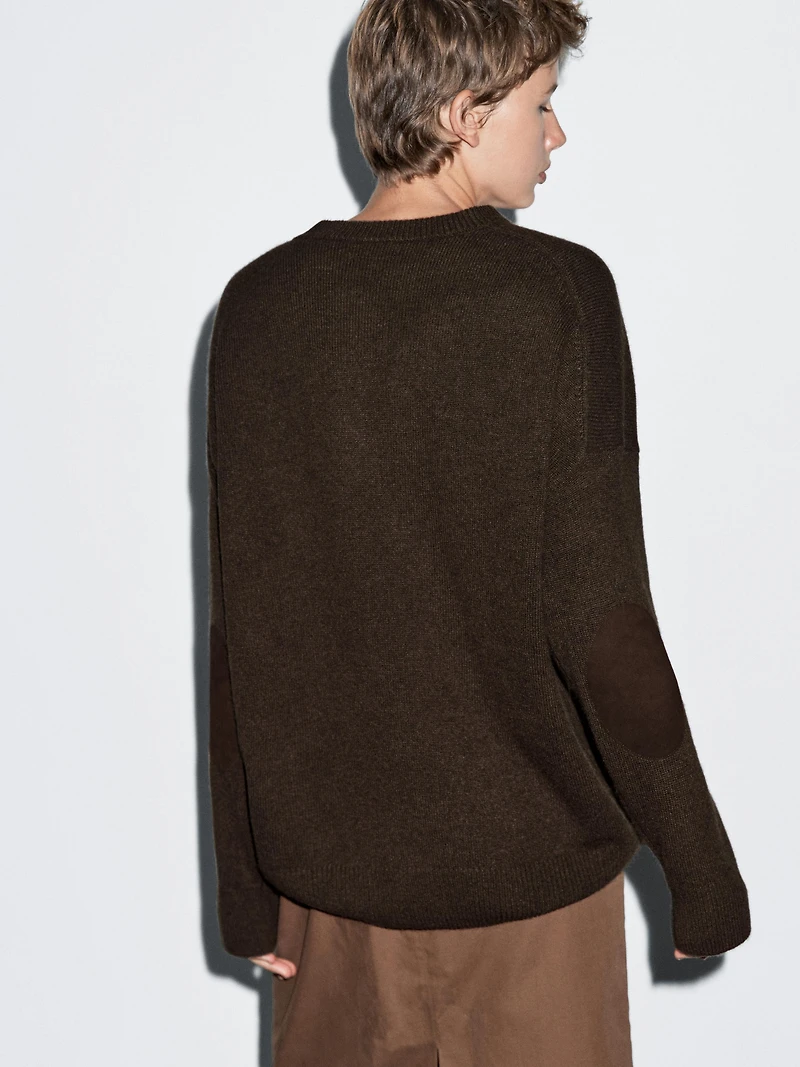 100% cashmere oversize sweater with elbow patches