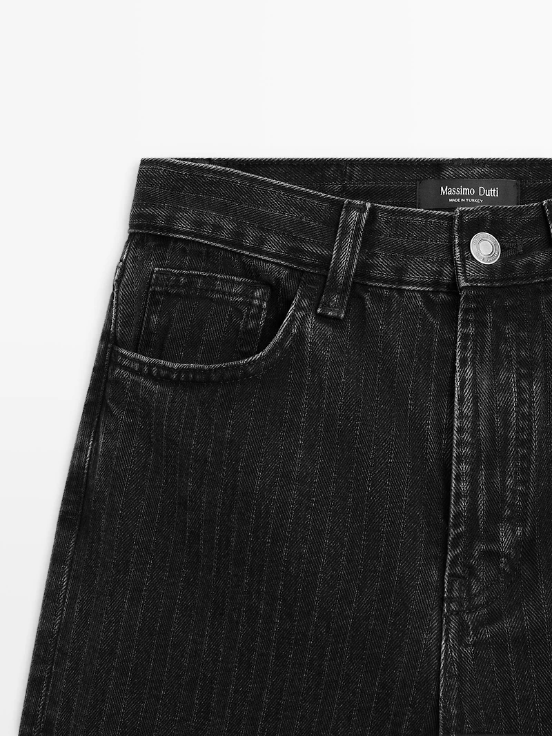 High-waist straight-leg jeans
