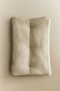 OBLONG LINEN CUSHION